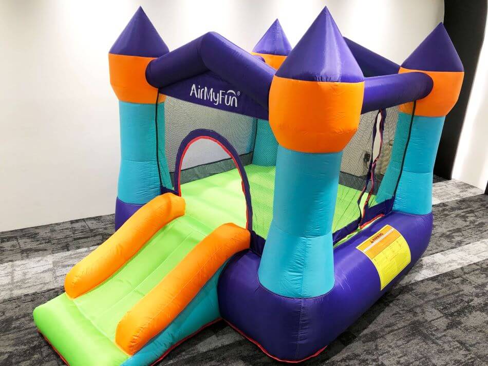 4歳から6歳おすすめアイテム AirMyFun（エアーマイファン） バウンスハウス