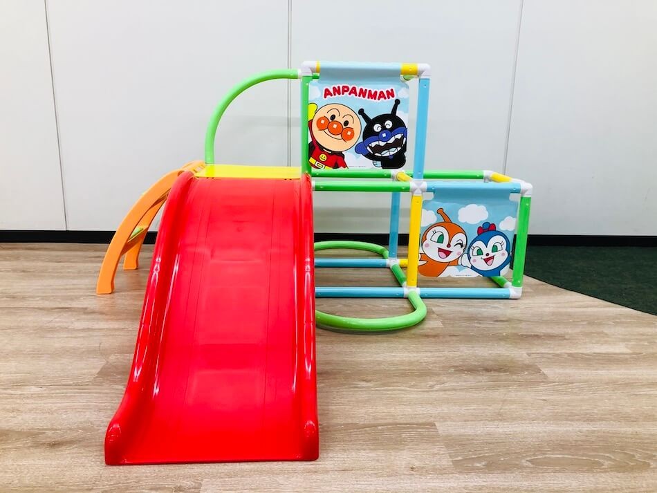 2歳から3歳おすすめアイテム アンパンマン うちの子天才 カンタン折りたたみジャングルパーク