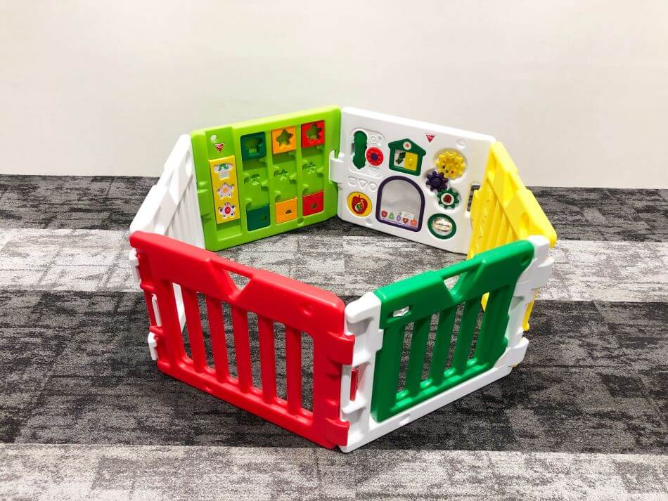 0歳から1歳おすすめアイテム はらぺこあおむし ミュージカルキッズランドDX